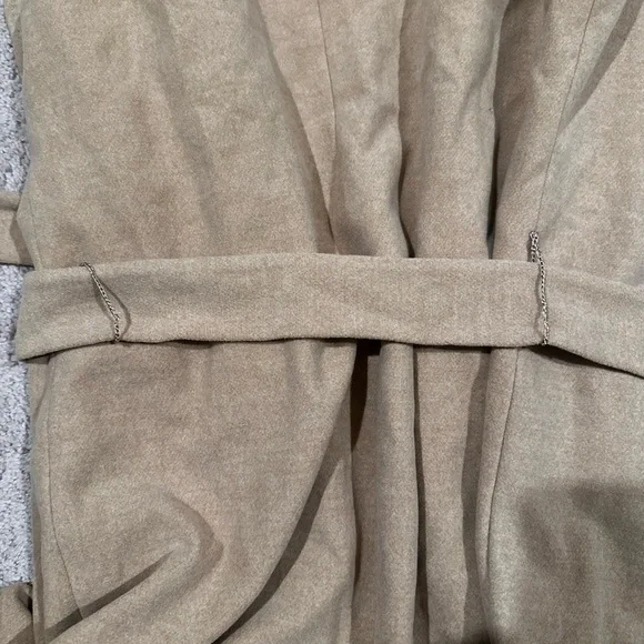 White | Black House Market Long Vest - Picture 2 of 4